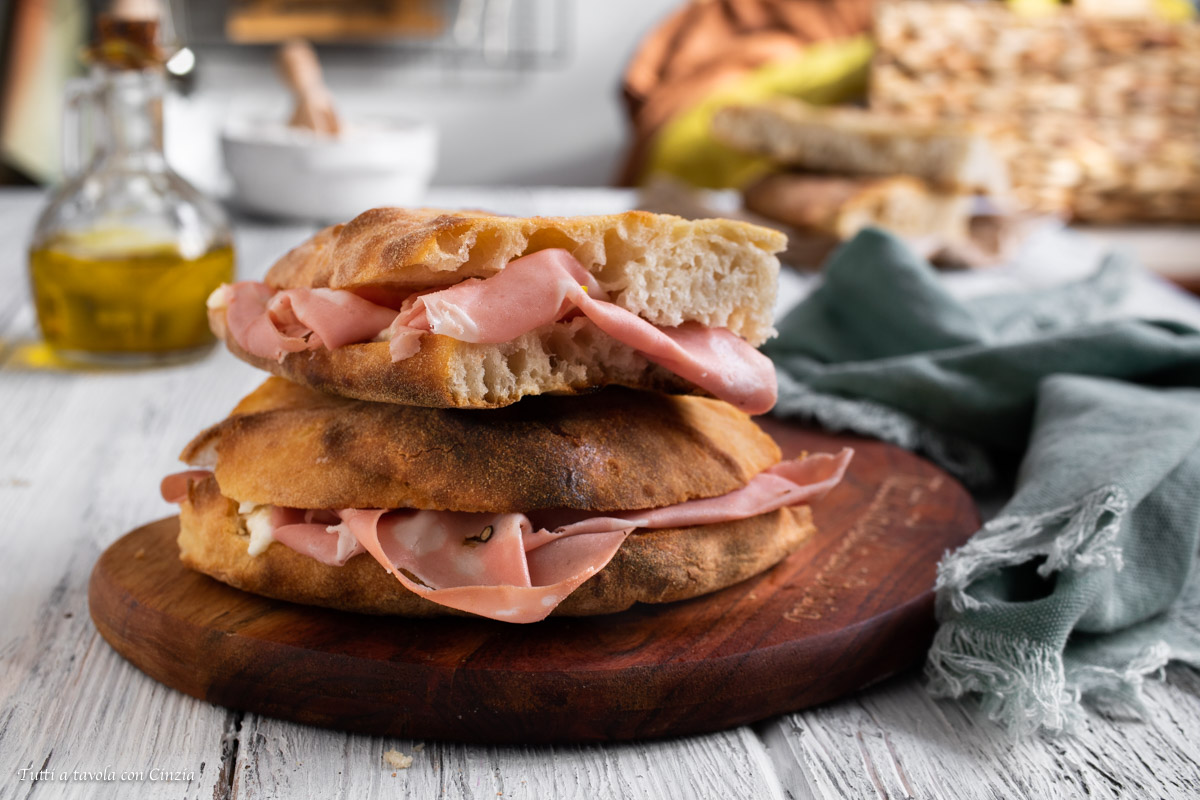 PIZZA BIANCA ROMANA ricetta per farla bene come in panificio